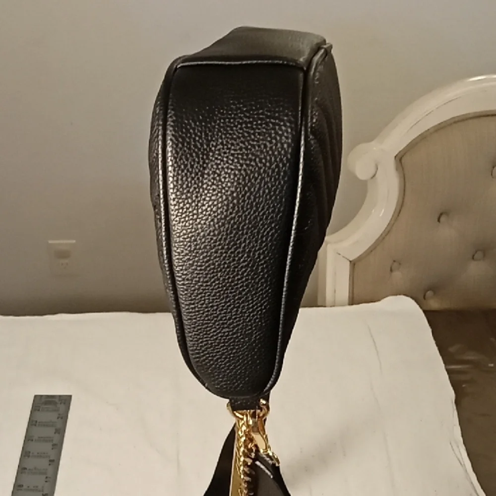 Elegant Black and Gold Women's Bag Aldo - Picture 5 of 7